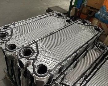 Industrial Copper Brazed Plate Heat Exchanger with NBR Gasket Material and Heat Transfer Area of 10-1000m2